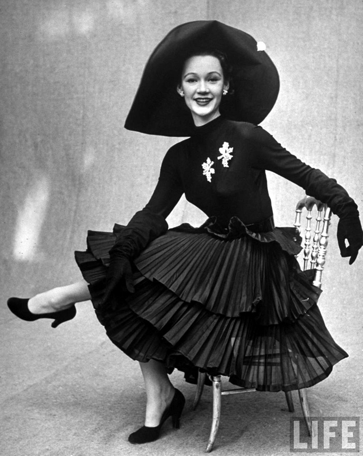 A Paris Fashion Photo For Life Magazine 1951 NSF