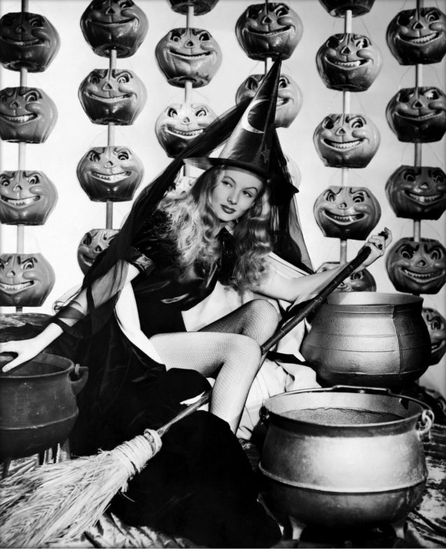 A Witchy Veronica Lake NSF