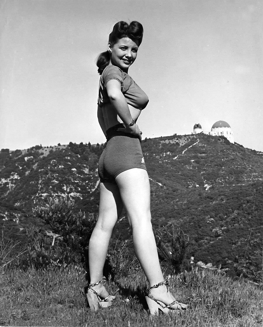 Actress Joan Barton With Griffith Observatory In The Background Los Angeles 1940s NSF