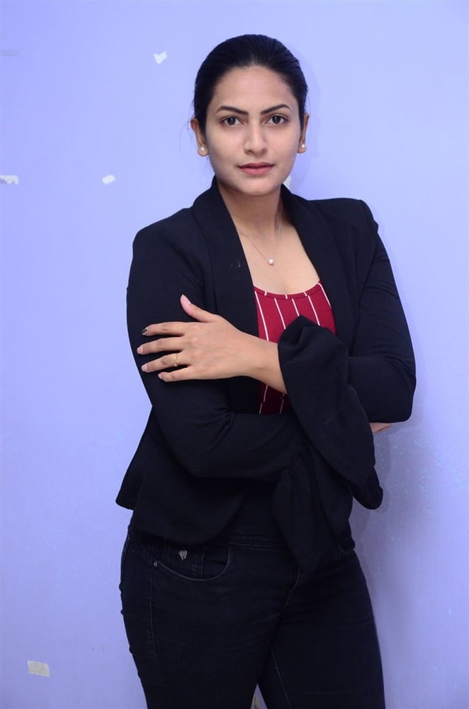 Actress Swetha Varma Images