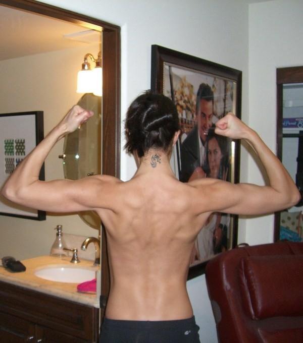 Adrianne Curry Muscles