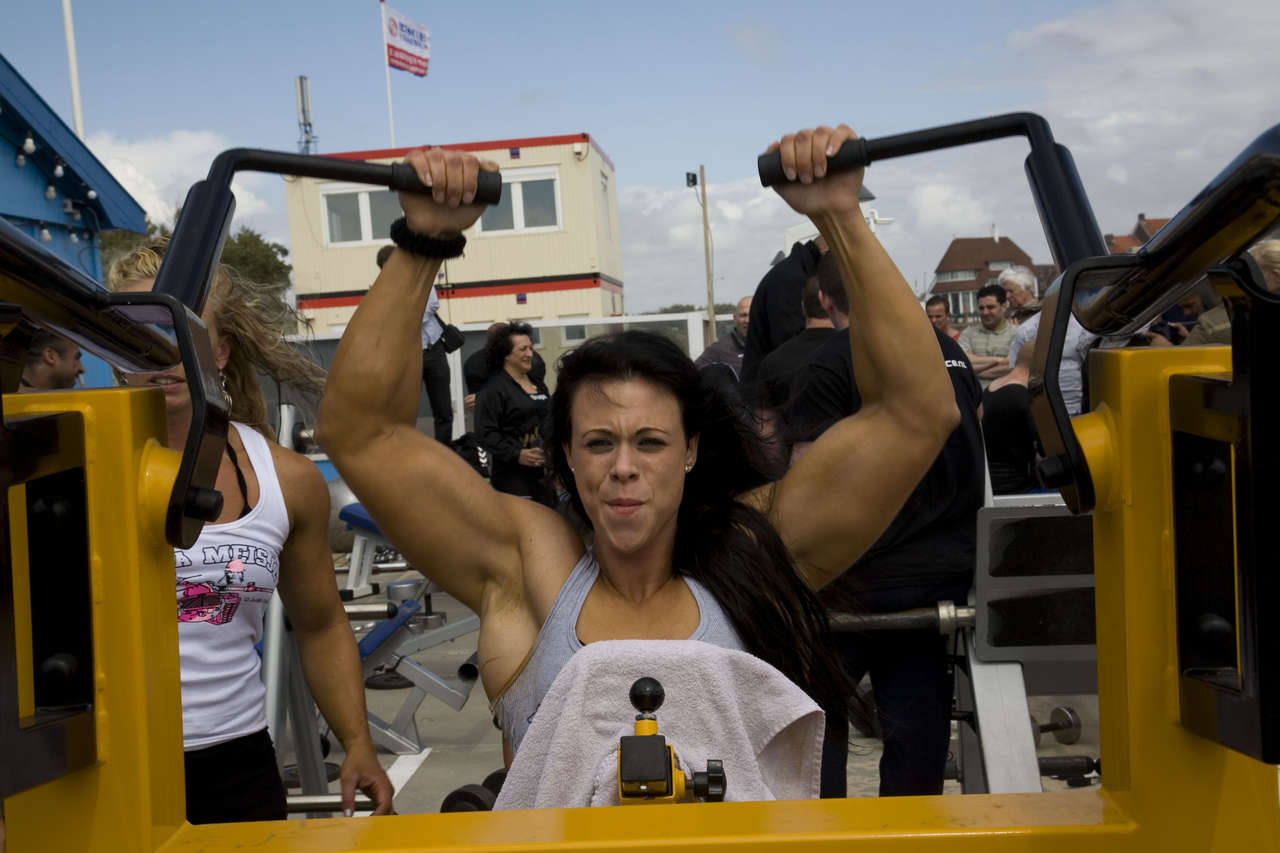 Aimee Molleman Muscles