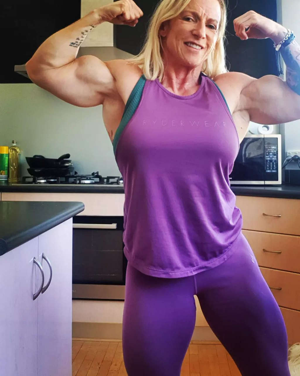 Aisling Hickey Muscles