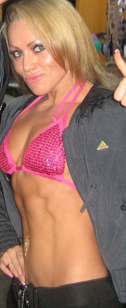 Alena Shiryaeva Muscles