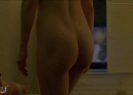 Alexandra Daddarios Bare Butt