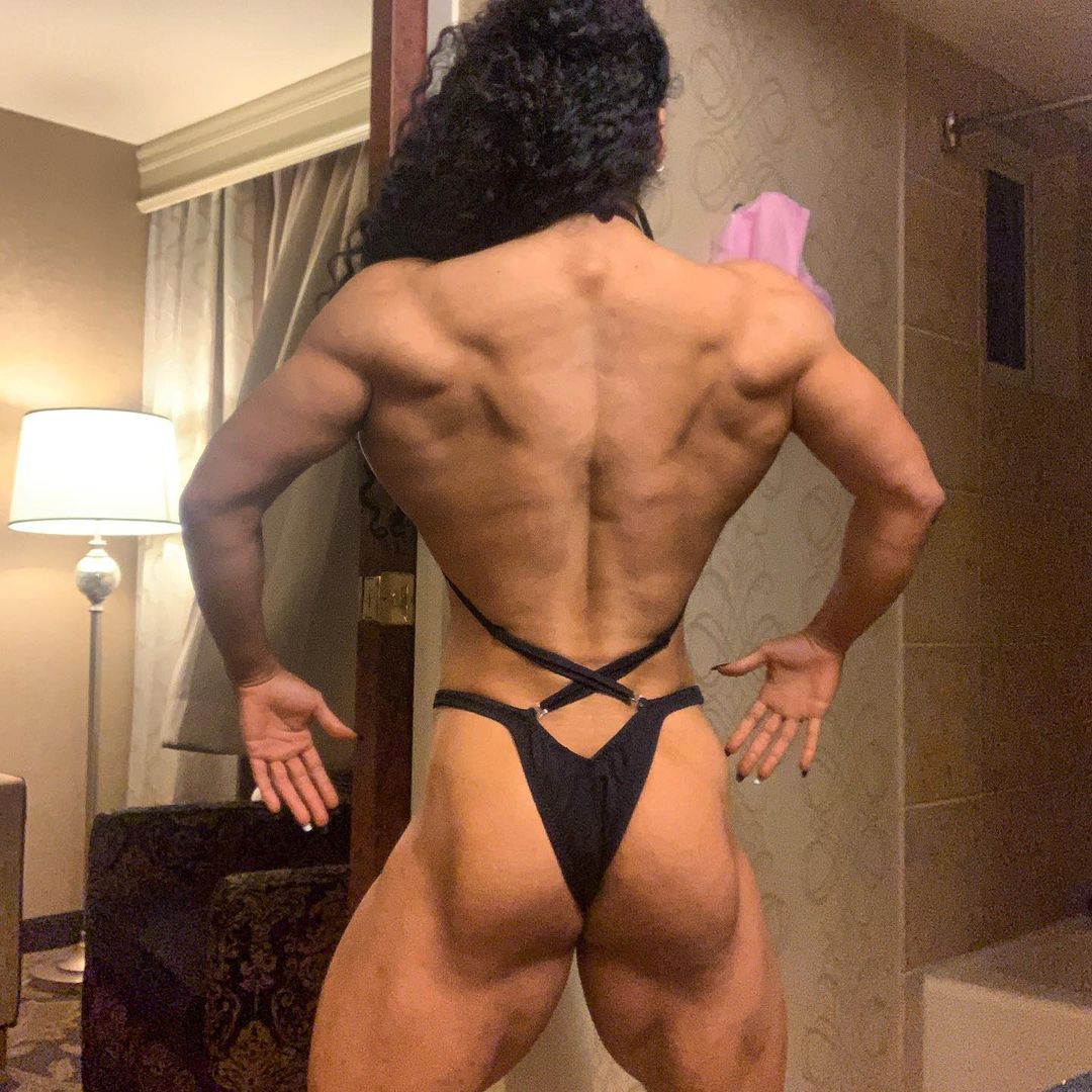 Alexis Castro Muscles