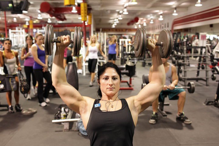 Alica Kavuljakova Muscles
