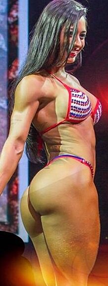 Aline Machado Muscles
