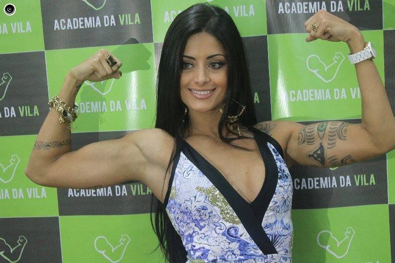 Aline Riscado Muscles