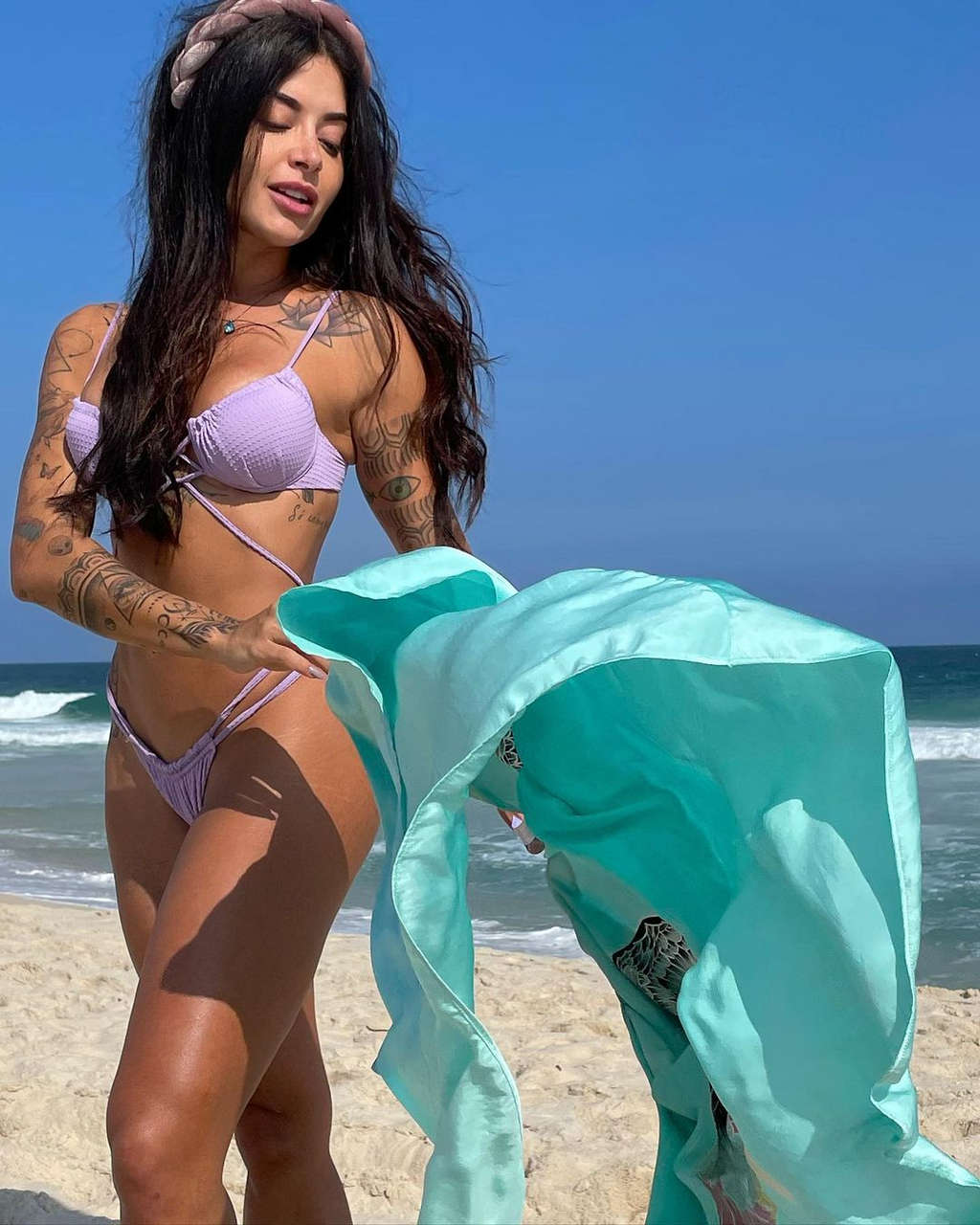 Aline Riscado NSFW