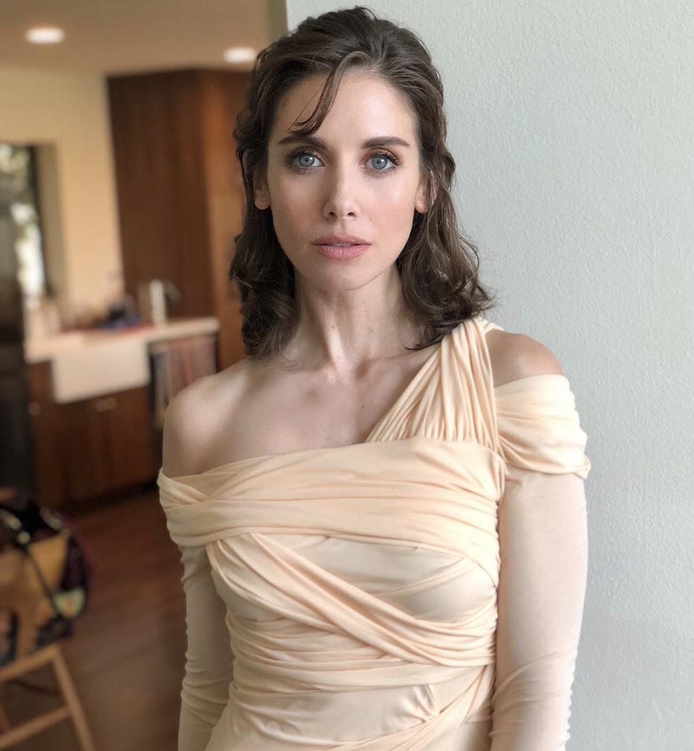 Alison Brie NSFW