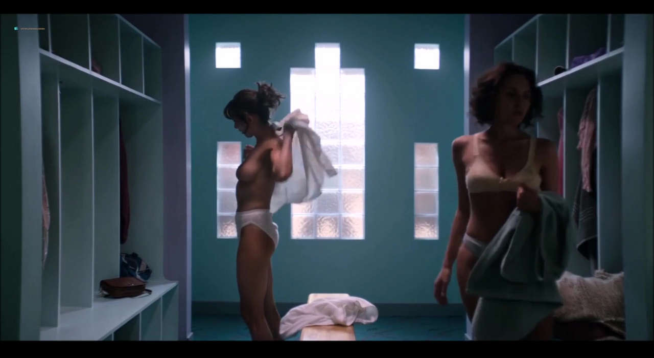 Alison Brie Nude In Glow S01e NSFW