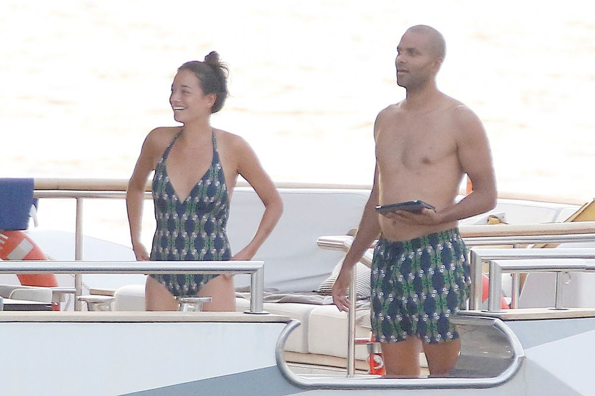 Alize Lim Swimsuit And Tony Parker Yacht France