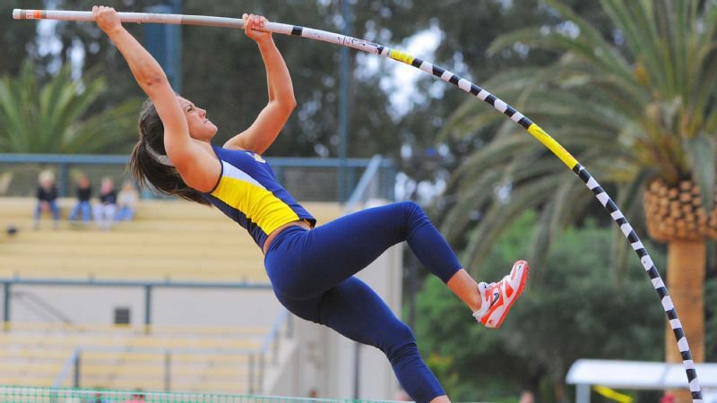 Allison Stokke Muscles