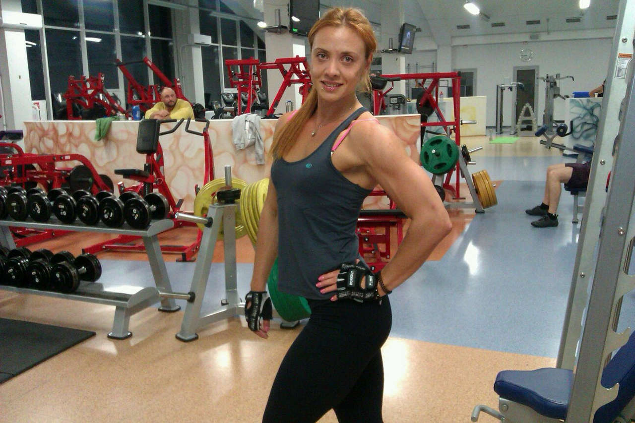 Alyona Chumakova Muscles