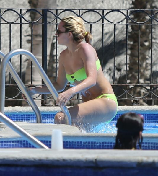 Amanda Bynes Bikini Pool Cabo San Lucas