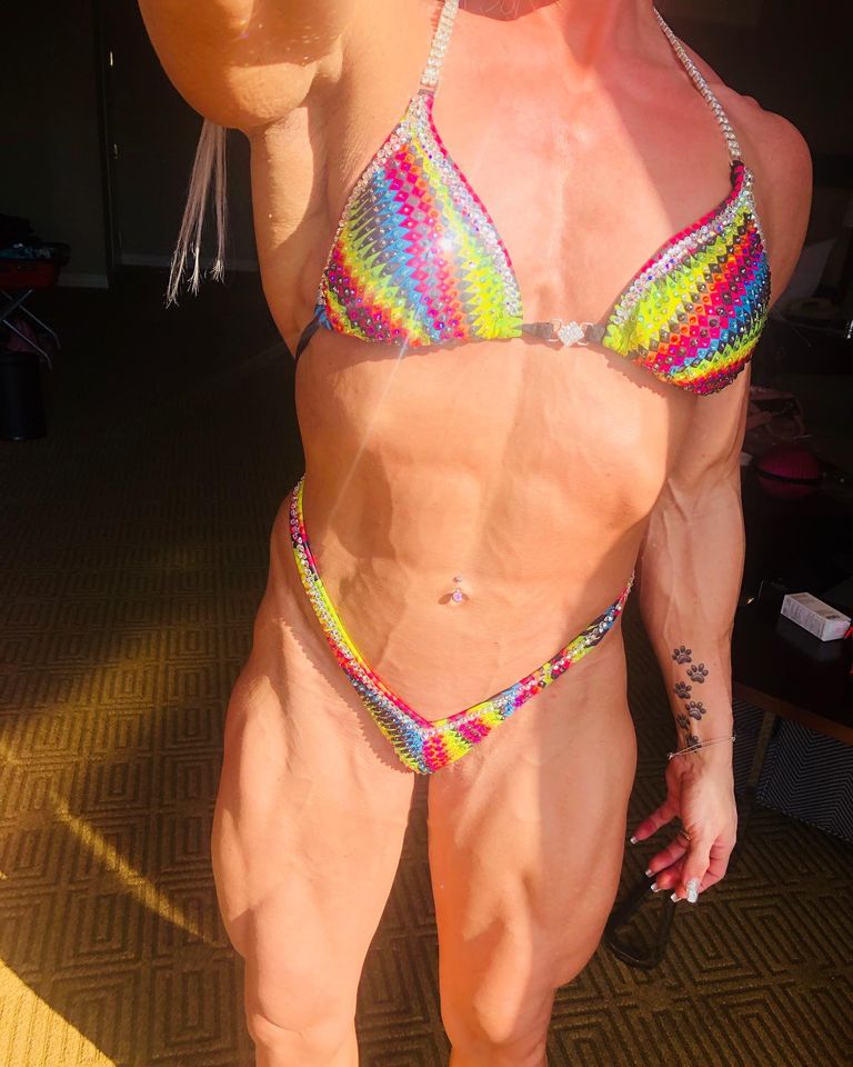 Amanda Folstad Muscles