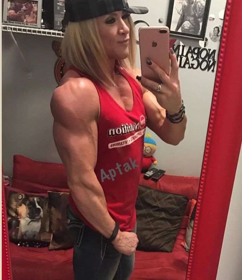 Amanda Folstad Muscles