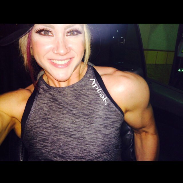 Amanda Folstad Muscles