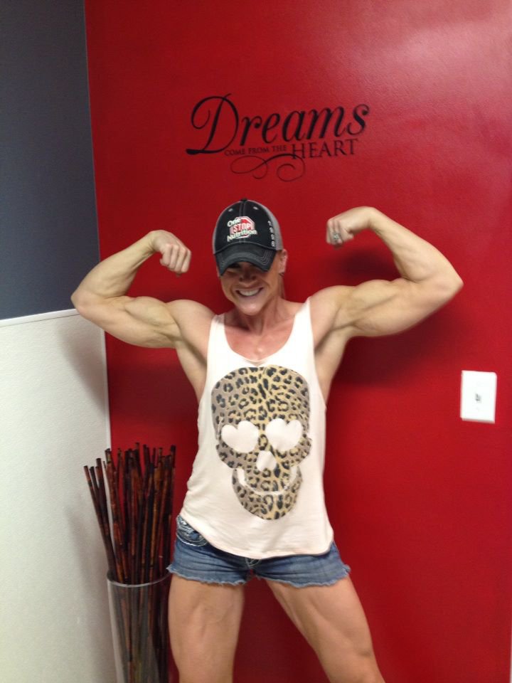 Amanda Folstad Muscles