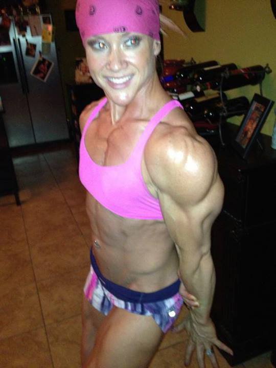 Amanda Folstad Muscles