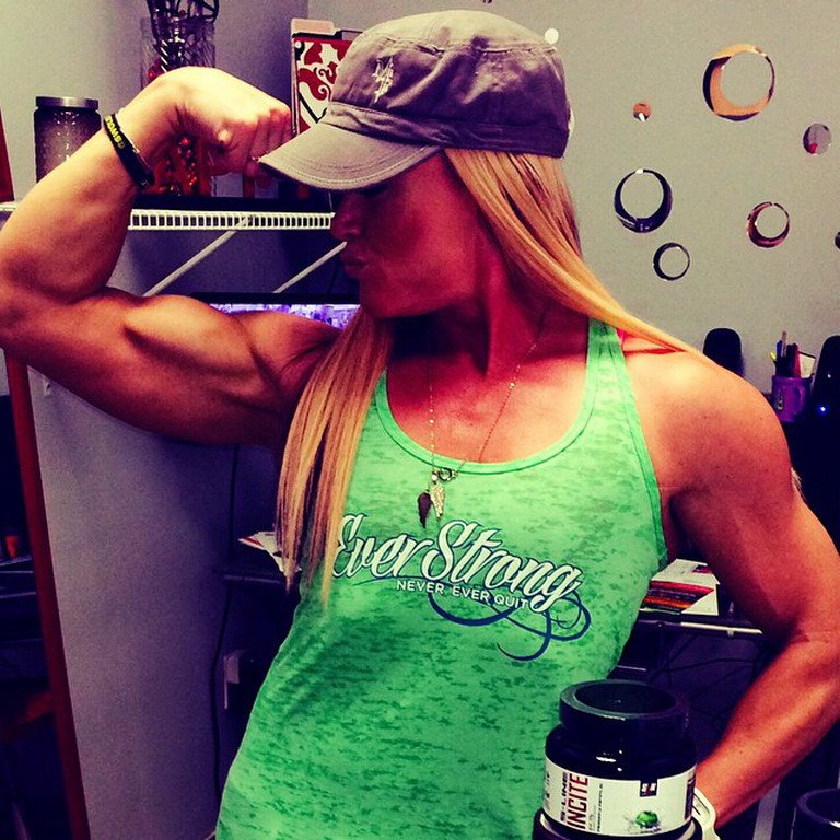 Amanda Folstad Muscles