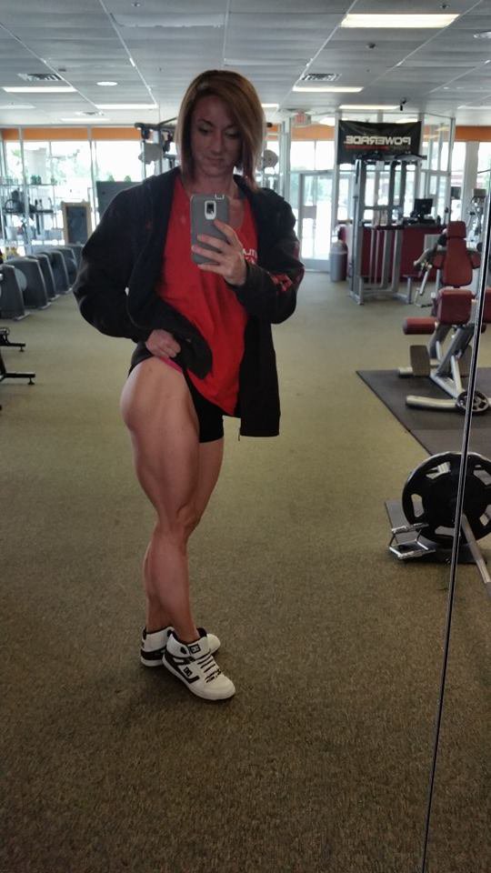 Amanda Harris Muscles