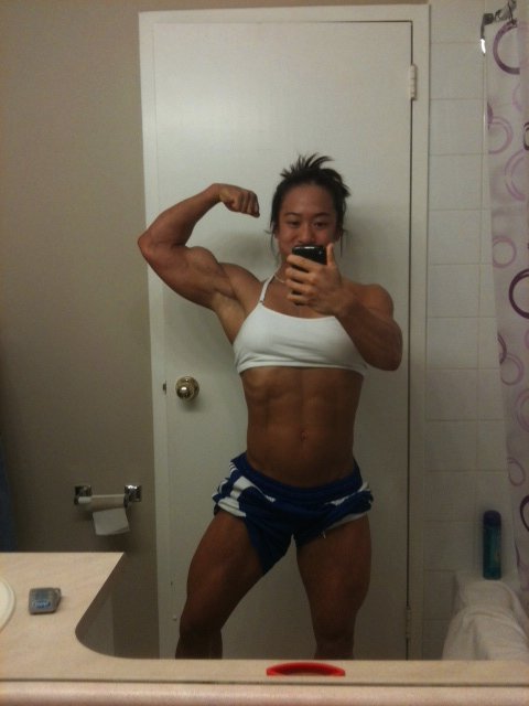Amanda Lau Muscles