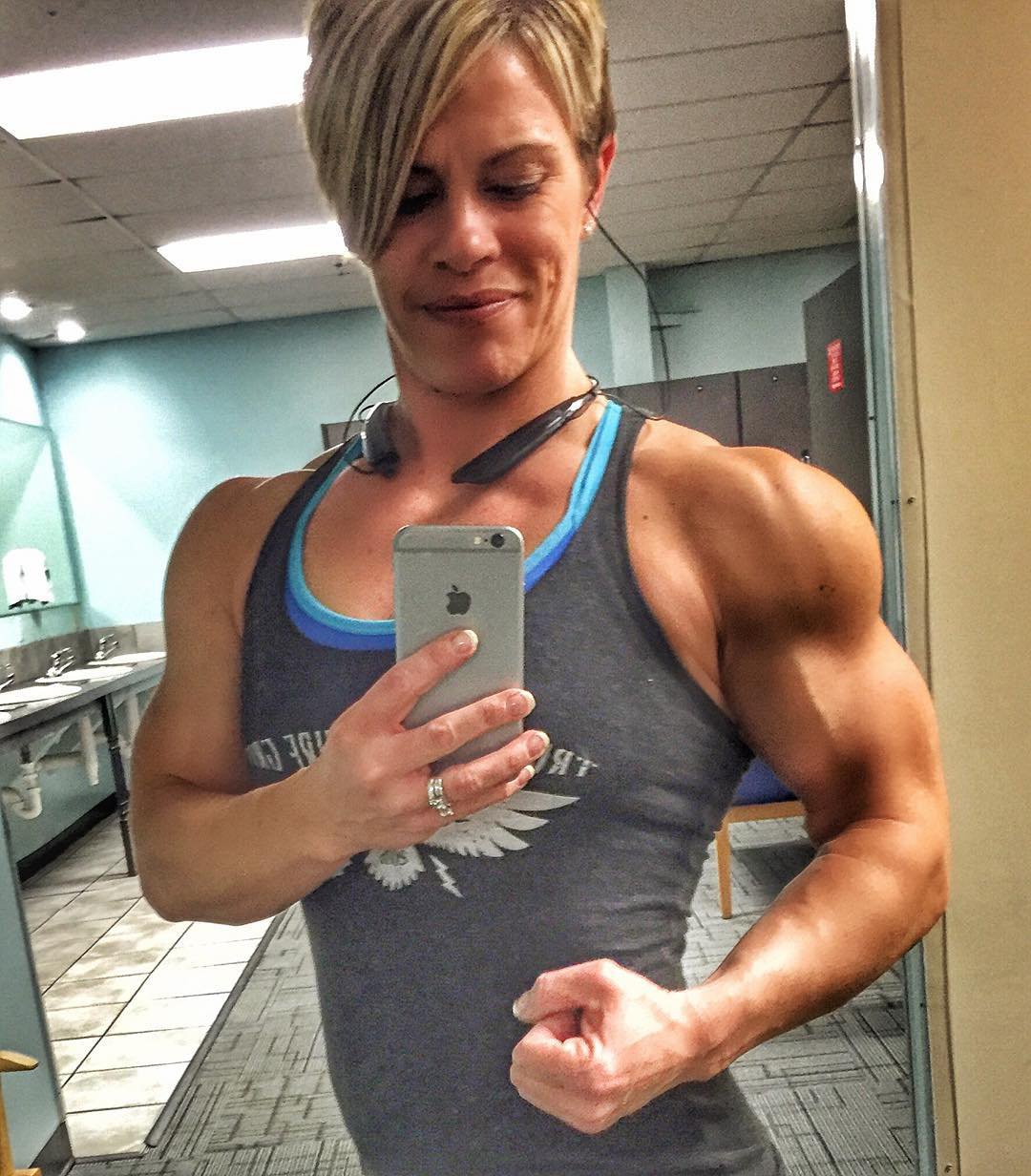 Amanda Slinker Muscles