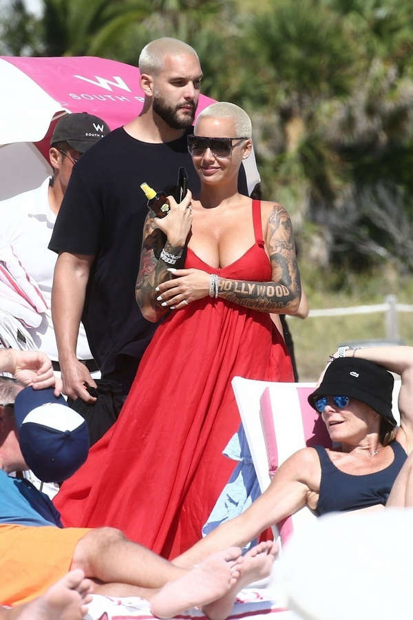 Amber Rose NSFW