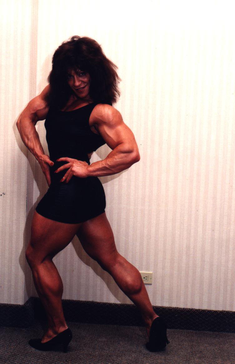 Amelia Hernandez Muscles