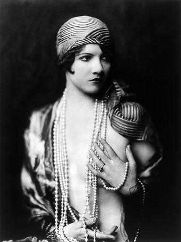 American Actress And Ziegfeld Girl Jean Acker In A Photo Shoot By Alfred Cheney Johnston 1923 NSF