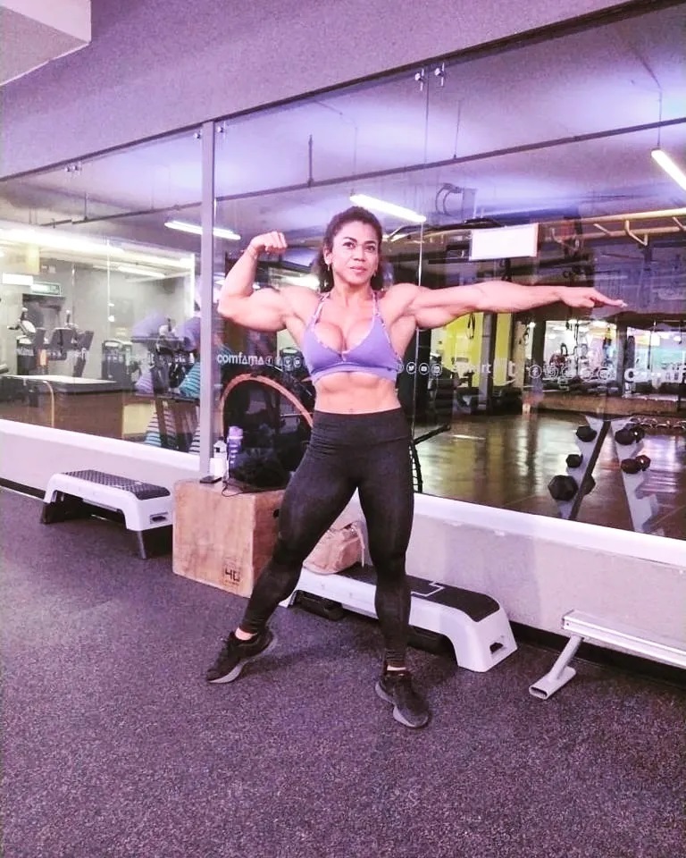 Amy Mendez Muscles
