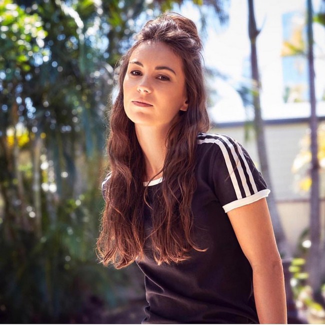 Amy Shark NSFW