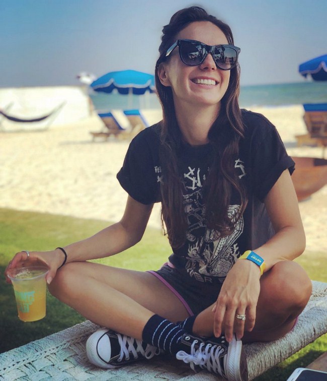 Amy Shark NSFW