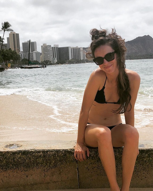 Amy Shark NSFW