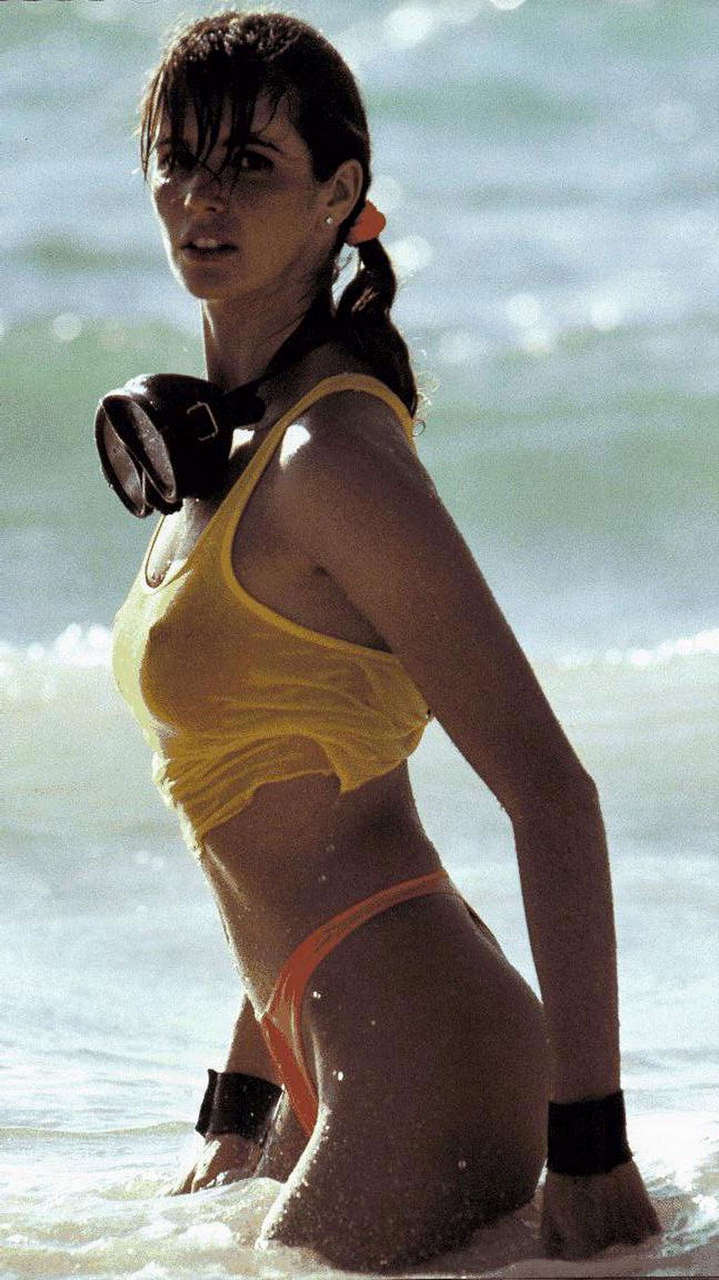 An Oldie But A Goodie Elle Macpherson Circa 1990 NSFW