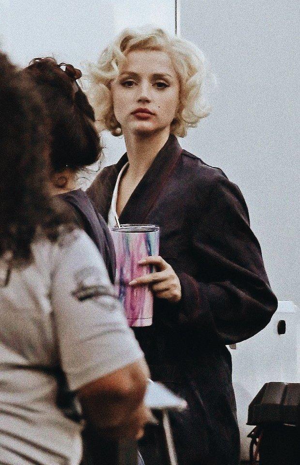Ana De Armas As Marilyn Monroe NSFW