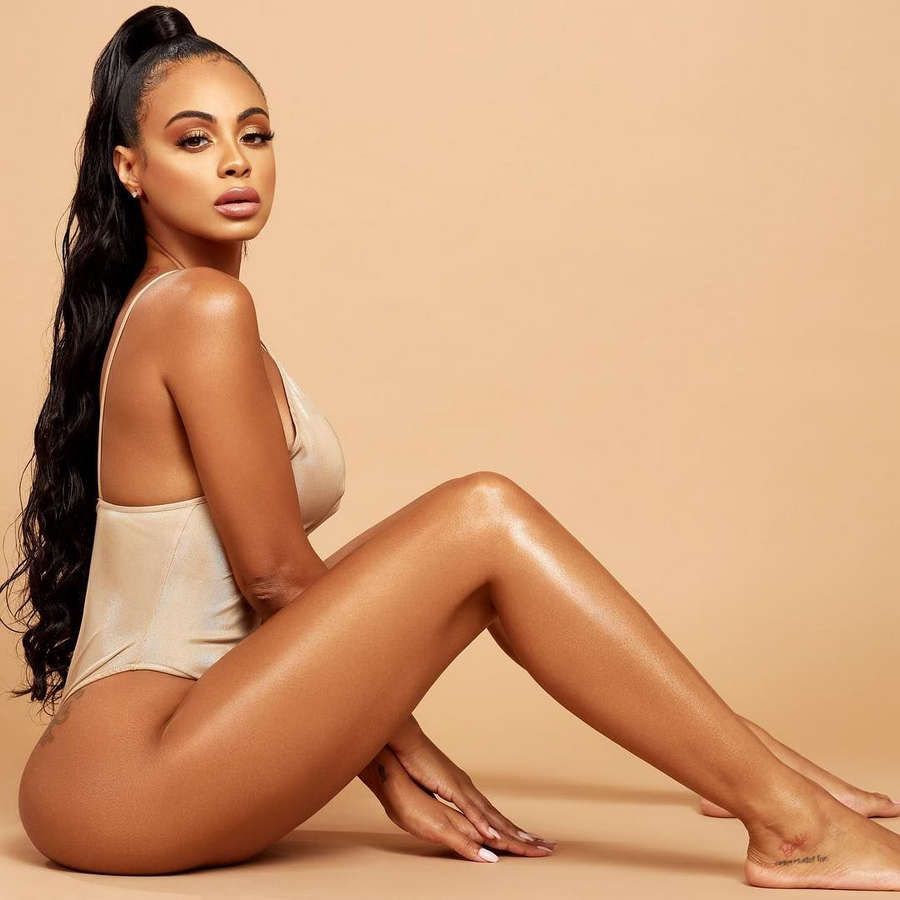 Analicia Chaves NSFW