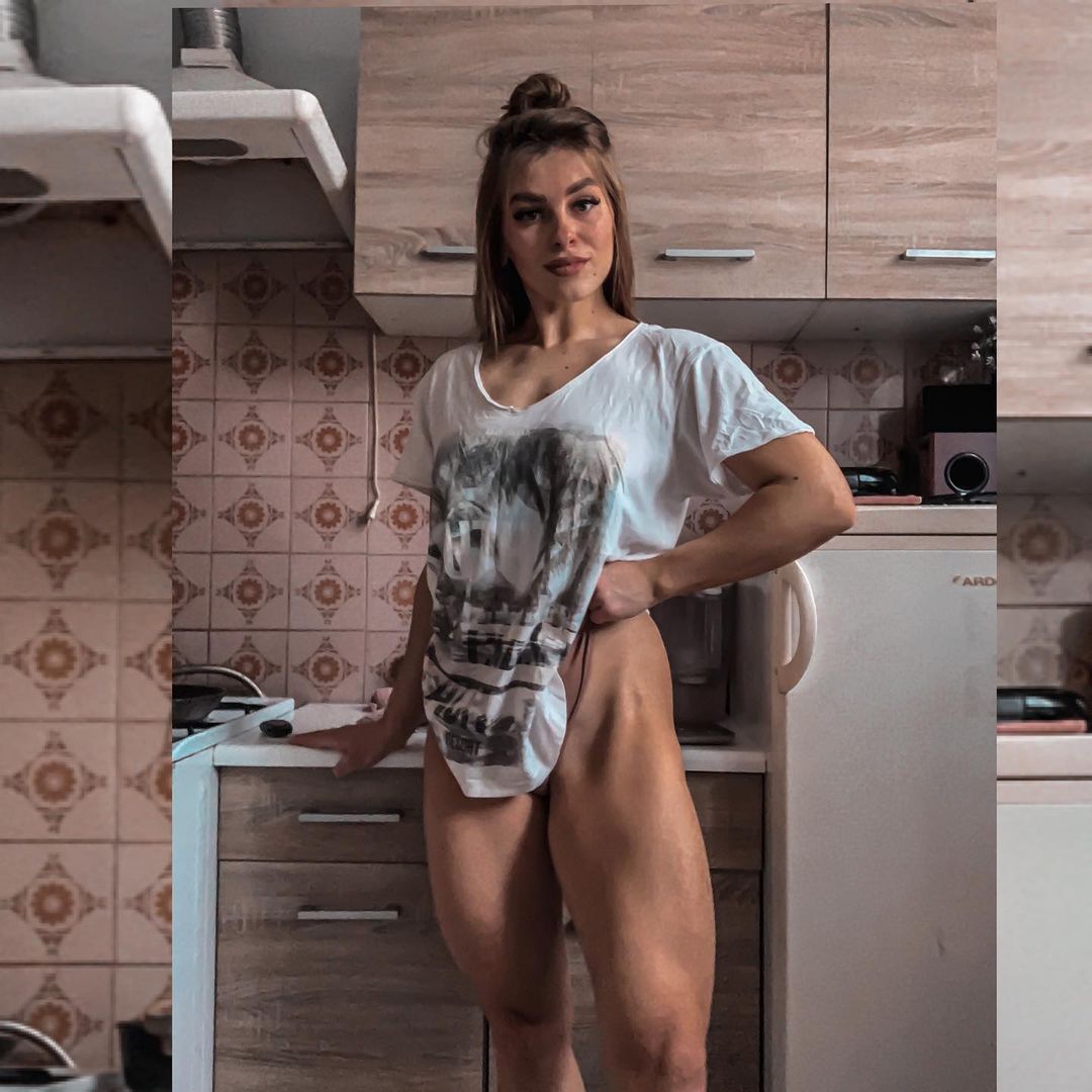 Anastasia Muscles