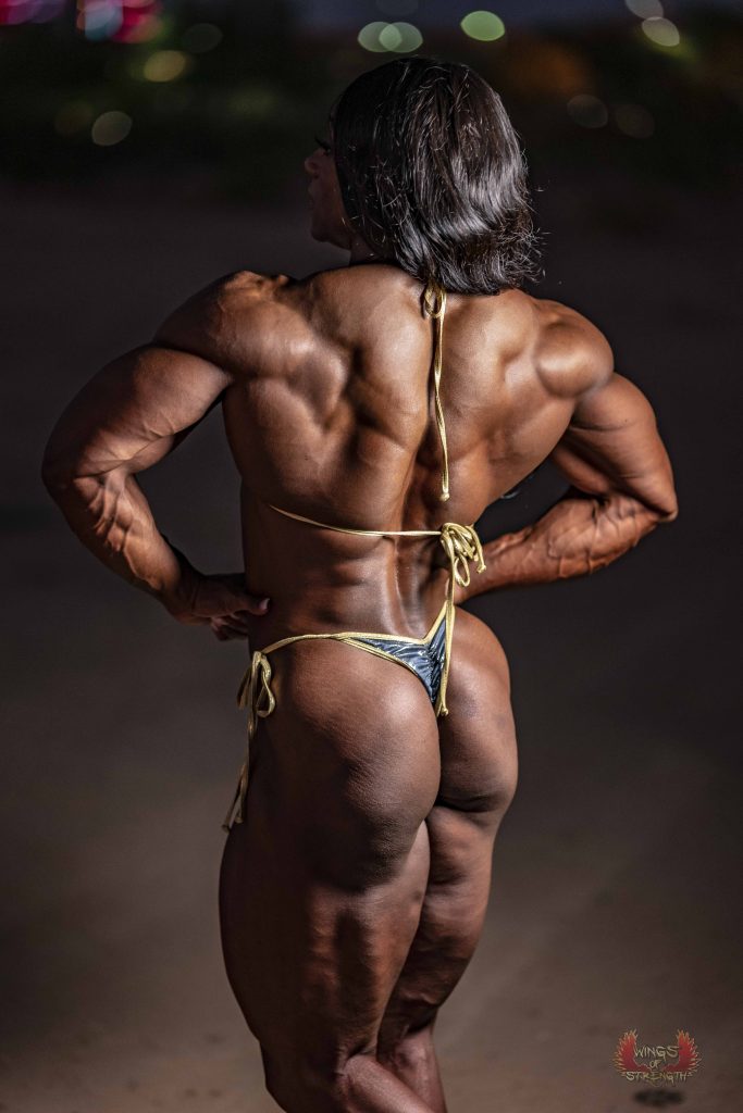 Andrea Shaw Muscles