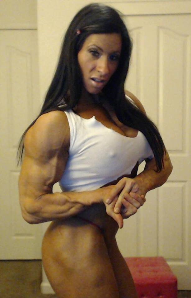 Angela Salvagno Muscles