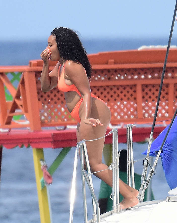 Angela Simmons NSFW