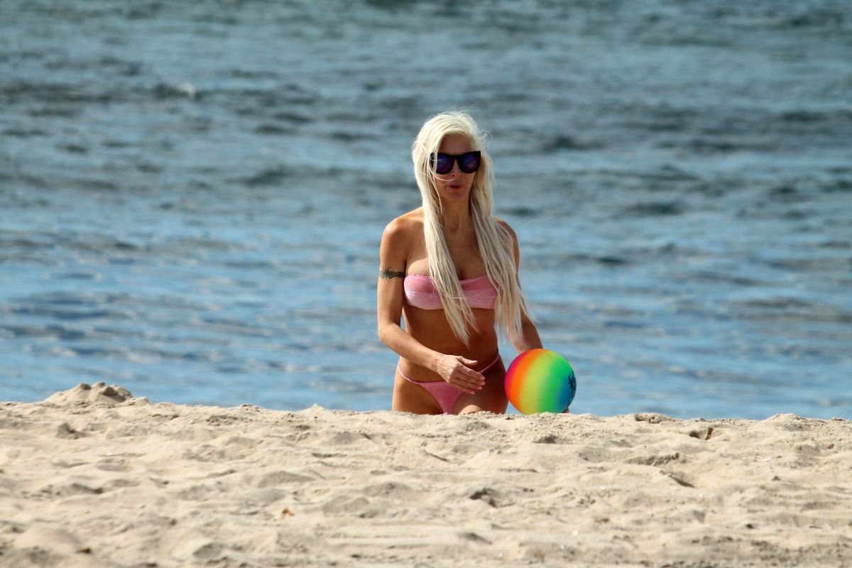 Angelique Frenchy Morgan Bikini Beach Malibu