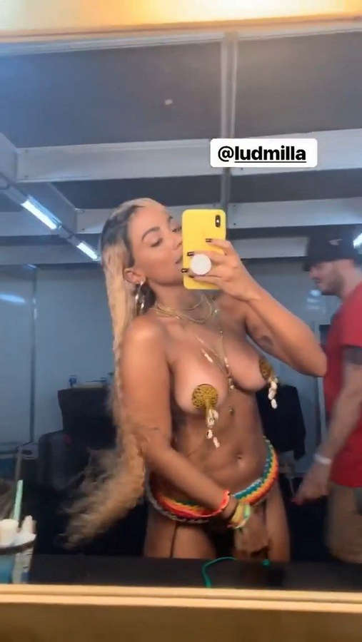 Anitta NSFW