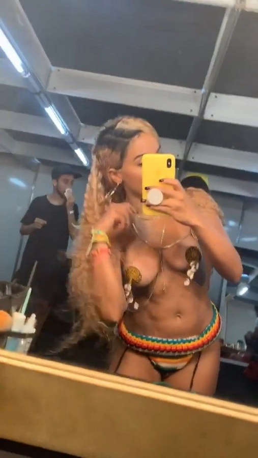 Anitta NSFW