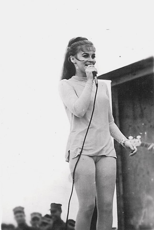 Ann Margaret At A Uso Show In Vietnam 1967 NSF