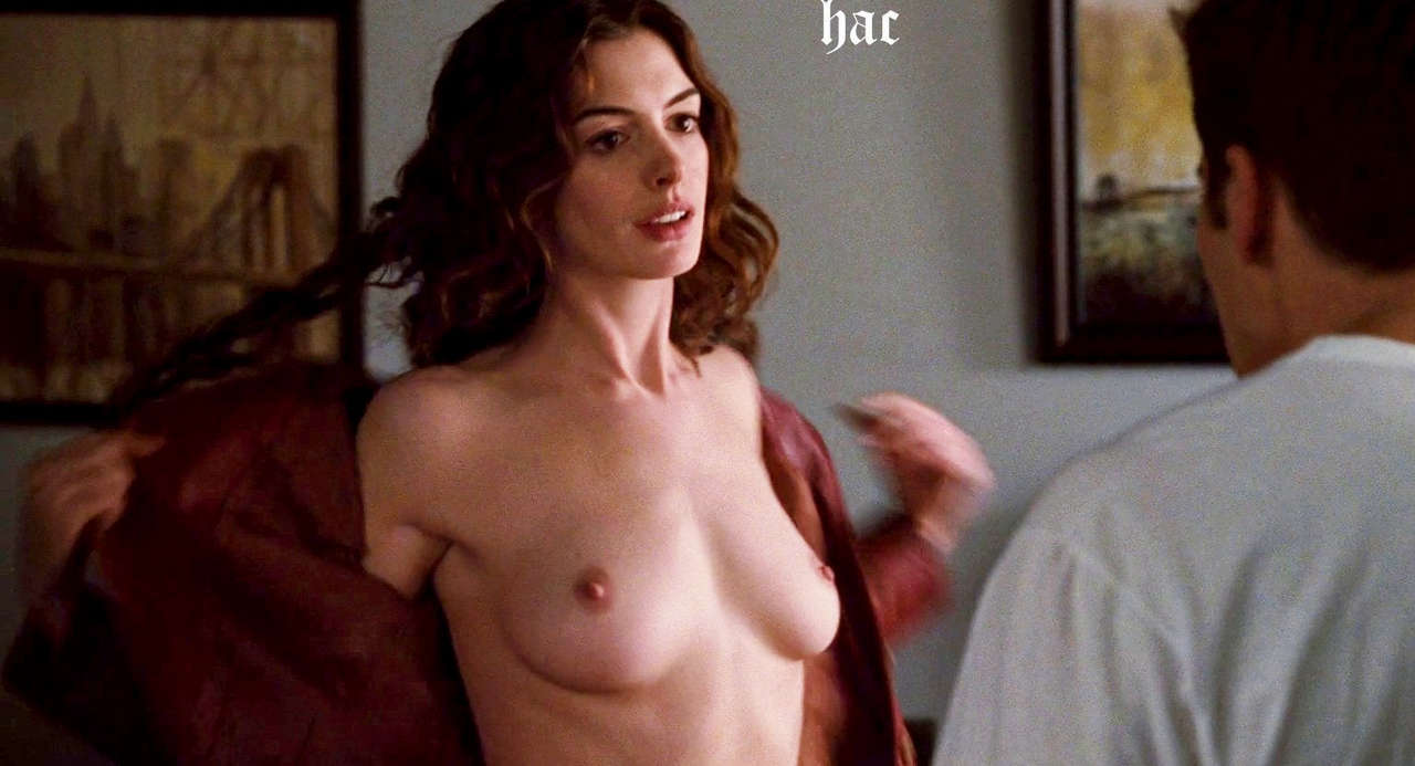 Nude anna hathaway Anne Hathaway