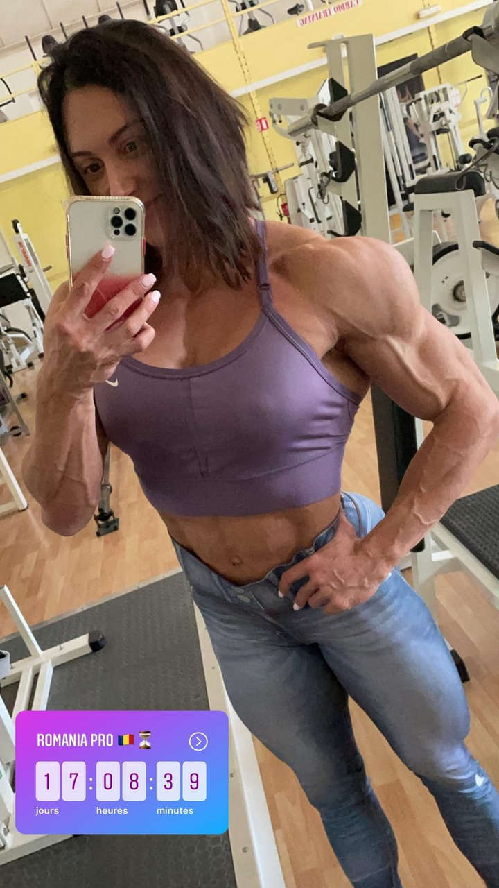 Anne Mohn Muscles