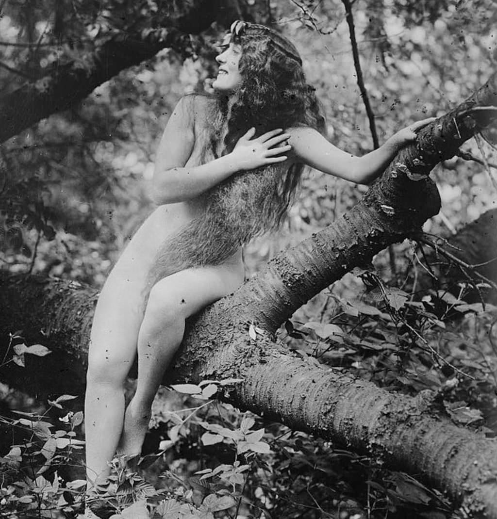 Annette Kellerman In A Daughter Of The Gods One Of The First Nude Scenes In A Motion Picture 1916 NSF